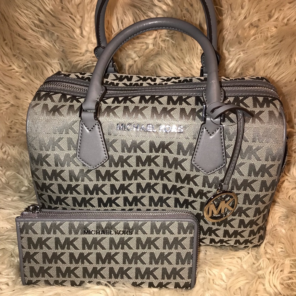 Authentic Micheal kors with matching wallet new